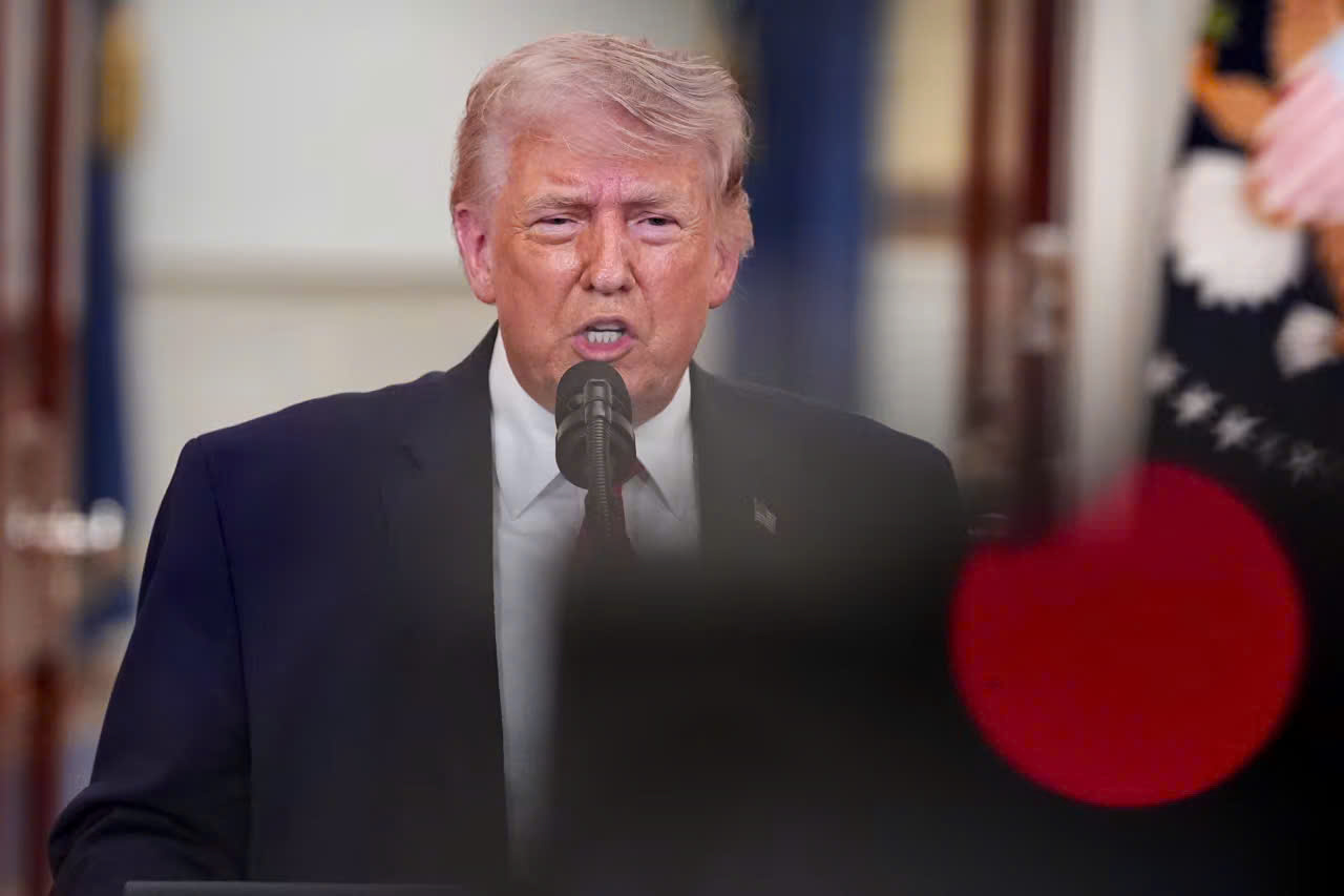 Nóng: Ông Donald Trump tuyên bố lực lượng Mỹ "thắng áp đảo" Iran - Ảnh 1