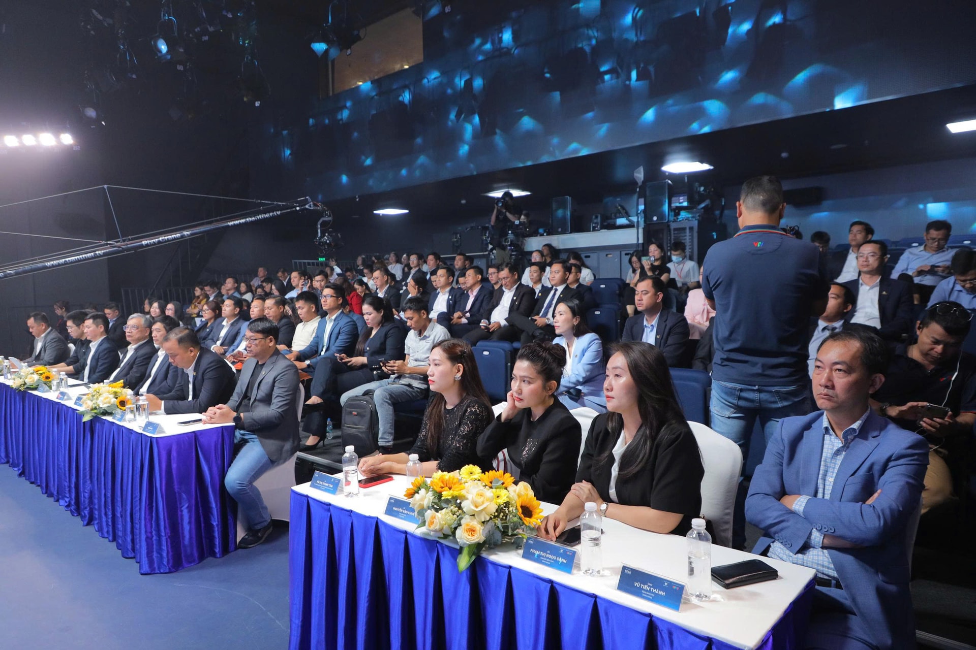 2 'gọng kìm' của DN địa ốc và cơ hội từ khoảng trống thông tin 45 triệu thửa đất nông nghiệp chưa được dữ liệu hóa - Ảnh 3