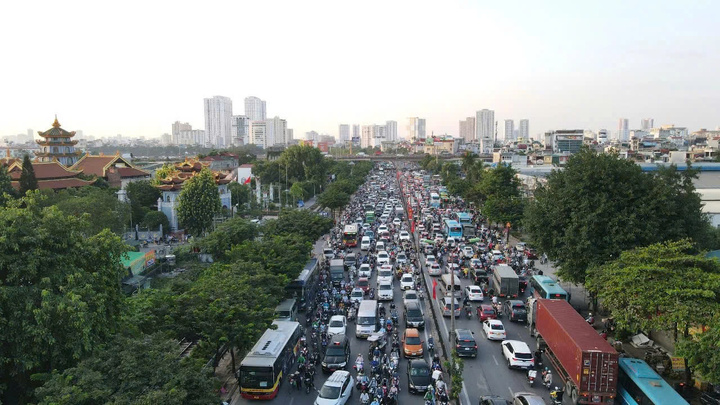 Hà Nội chốt mở rộng Quốc lộ 1 đoạn Kim Liên - Cầu Giẽ lên 10 làn xe - Ảnh 1