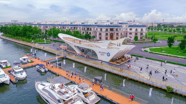 Bến du thuyền 5 sao ngay bên nhà, cư dân Van Phuc City có lợi gì? - Ảnh 1