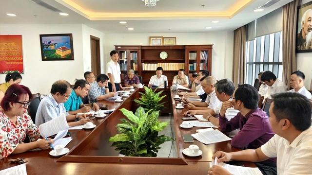 Tiêu thụ điện tại miền Nam vọt hơn 220 triệu kWh/ngày - Ảnh 1