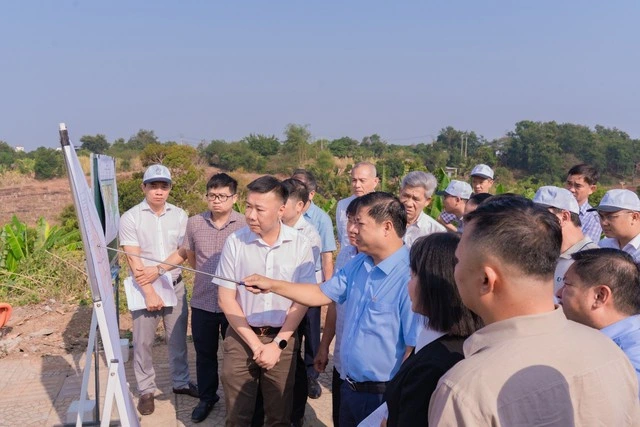 Bí thư Tỉnh ủy Đắk Lắk kiểm tra, thúc đẩy tiến độ các dự án, công trình - Ảnh 2