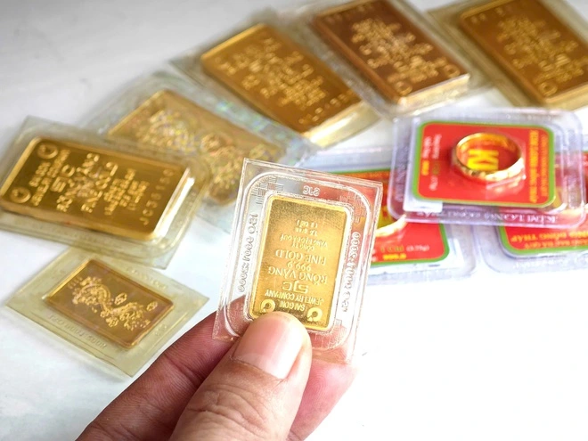 Giá vàng, giá bạc sáng 13.4 đồng loạt giảm - Ảnh 1