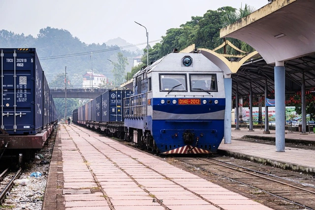 Tăng tốc kết nối đường sắt Việt - Trung - Ảnh 2