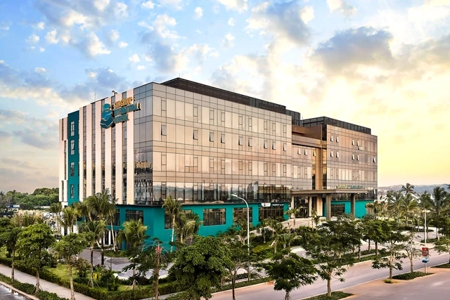 Khánh thành bệnh viện 5 sao đầu tiên ở Phú Quốc sau 8 tháng 'thần tốc' - Ảnh 2