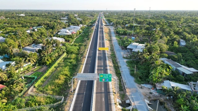 Kinh tế Việt Nam kiên cường vượt bão tố - Ảnh 5