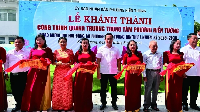 Đô thị biên mậu Kiến Tường đánh thức tiềm năng vùng Đồng Tháp Mười - Ảnh 1