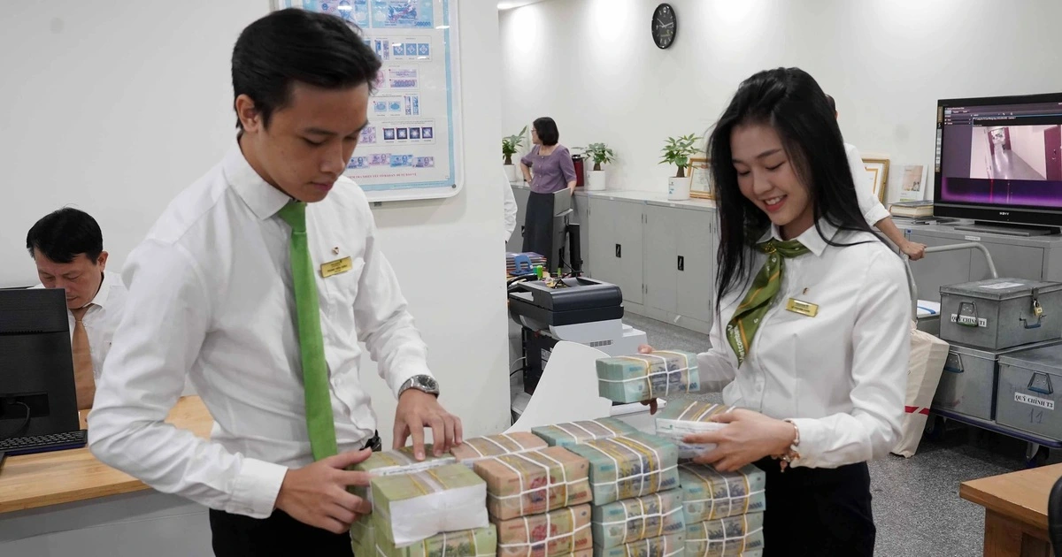 Lãi vay tiêu dùng lên cao