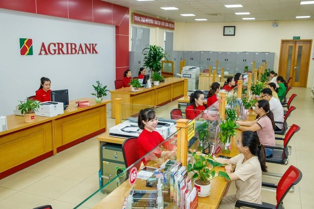 Agribank phát 200.000 cảnh báo giao dịch đáng ngờ, khách dừng chuyển hơn 360 tỉ đồng - Ảnh 1