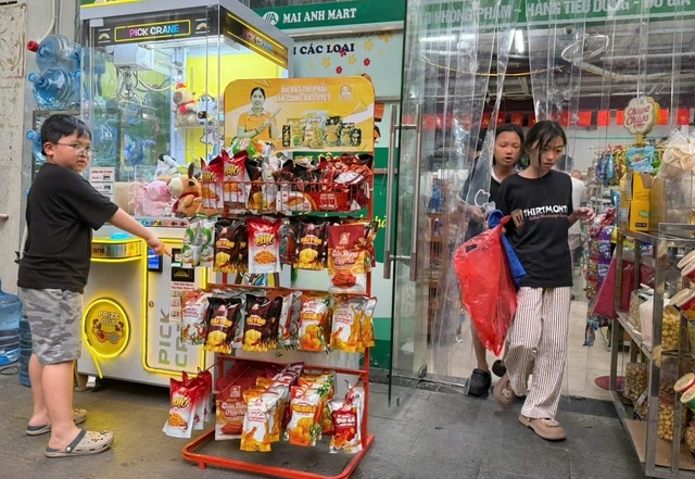 Tranh cãi chuyện doanh thu 500 triệu trở xuống không được sử dụng hóa đơn điện tử - Ảnh 2