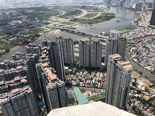 Thế Giới Di Động, FPT Telecom mở rộng sang bất động sản - Ảnh 1