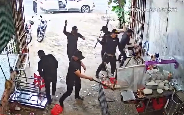 Nghiêm cấm đòi nợ bằng vũ lực, quấy rối, xúc phạm… - Ảnh 1