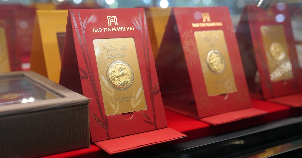 Giá vàng 'thủng' mốc 170 triệu/lượng