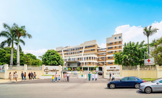 Cư dân Van Phuc City hưởng lợi nhờ tiện ích y tế, trường học chuẩn quốc tế - Ảnh 2