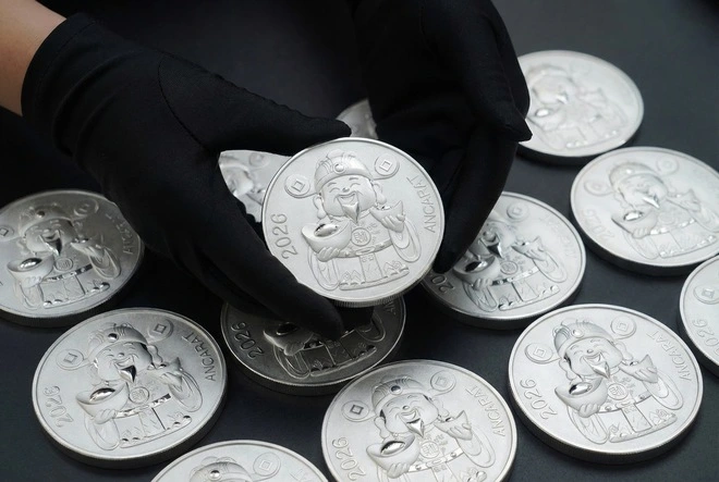 Giá vàng, giá bạc tăng mạnh ngày đầu tháng 4 - Ảnh 2