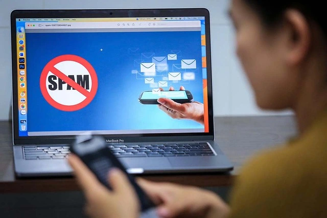 Ngăn chặn lừa đảo đánh cắp tiền trong tài khoản - Ảnh 1