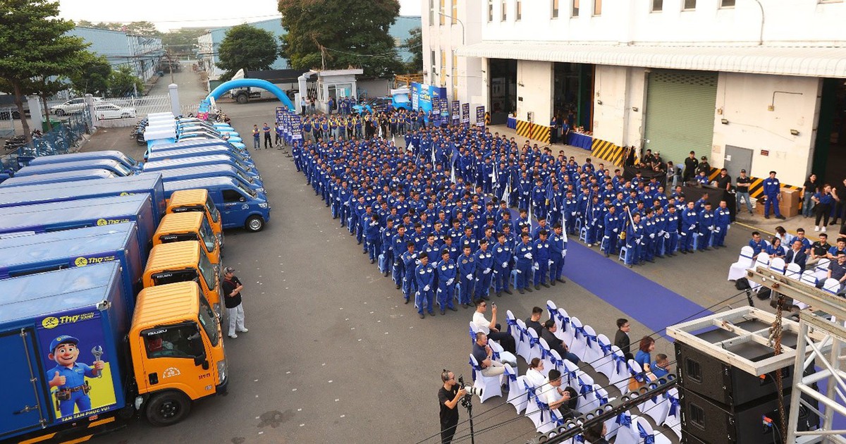 Thợ Điện Máy XANH: Khi sự tận tâm được khẳng định qua tay nghề chuẩn hãng