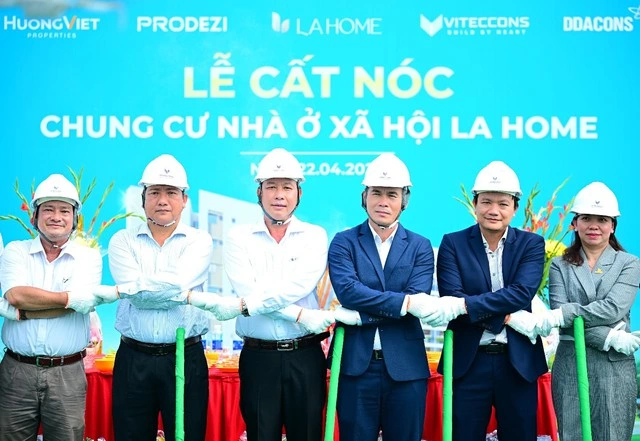 Cất nóc CC NOXH LA Home - An cư trong hệ sinh thái đô thị, công nghiệp - Ảnh 2