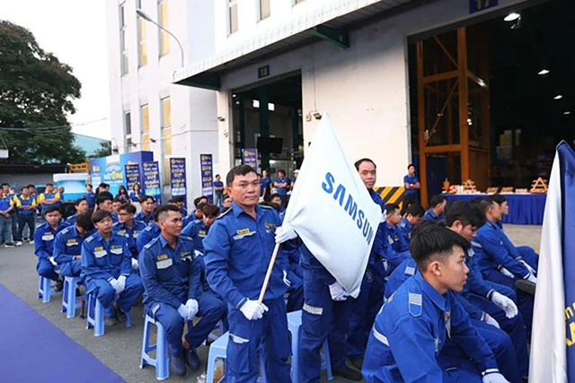 Thợ Điện Máy XANH: Khi sự tận tâm được khẳng định qua tay nghề chuẩn hãng - Ảnh 3