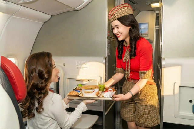 Vietjet khai thác gần 3.800 chuyến bay đáp ứng nhu cầu cao điểm lễ 30.4 - 1.5 - Ảnh 1