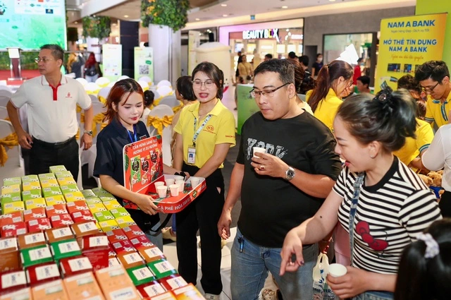 Làm sao đưa cà phê mang về hàng chục tỉ USD? - Ảnh 1