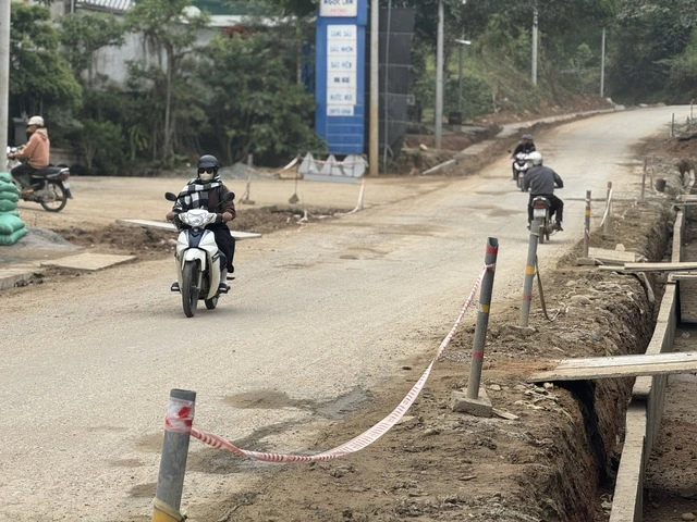 Hơn 2.350 tỉ đồng nâng cấp quốc lộ 24 đoạn qua miền núi Quảng Ngãi - Ảnh 1