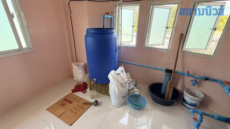 Đột kích 7 căn nhà, công an phát hiện đường dây sản xuất bột ngọt và cà phê giả, tịch thu hơn 240.000 sản phẩm - Ảnh 3