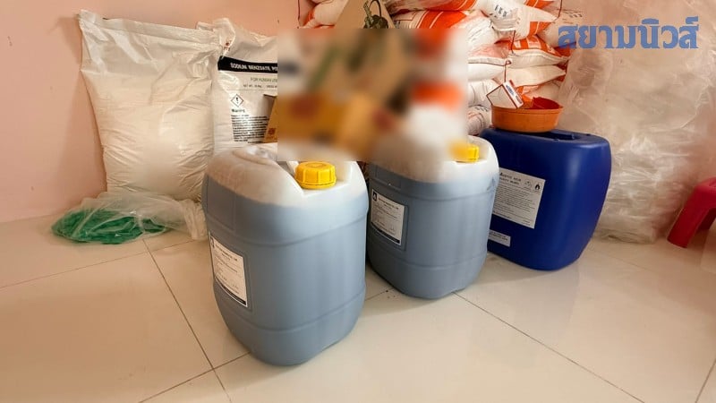 Đột kích 7 căn nhà, công an phát hiện đường dây sản xuất bột ngọt và cà phê giả, tịch thu hơn 240.000 sản phẩm - Ảnh 4