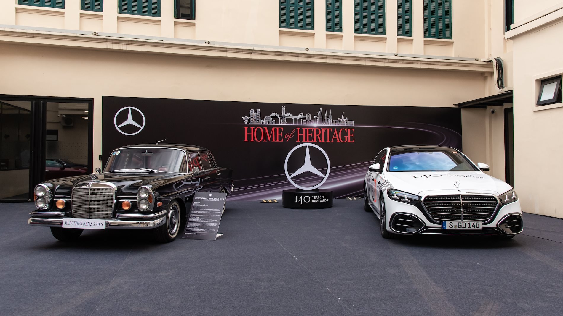 Đoàn xe kỷ niệm 140 năm của Mercedes-Benz dừng chân tại Hà Nội - Ảnh 3