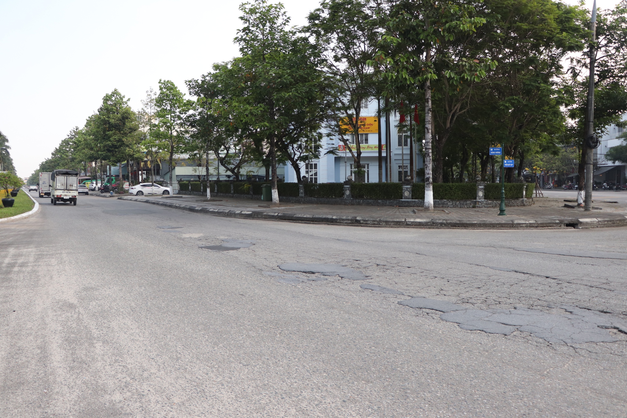 Chuẩn bị điều kiện thi công đường hơn 400 tỉ đồng ở phía Nam Đà Nẵng - Ảnh 3