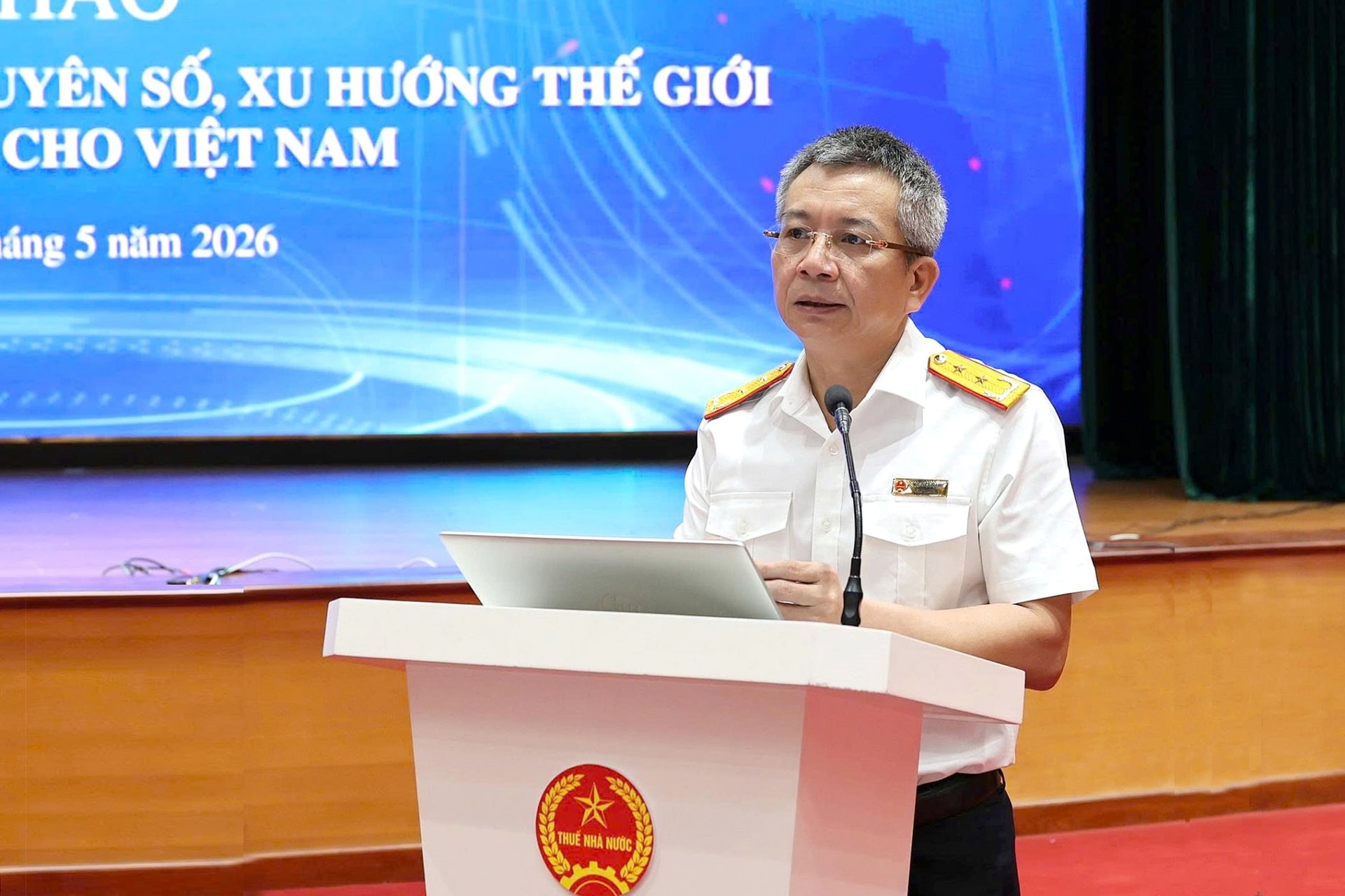 Cục trưởng Cục Thuế chia sẻ điều quan trọng về ứng dụng eTax Mobile và hóa đơn điện tử người dân cần chú ý! - Ảnh 1