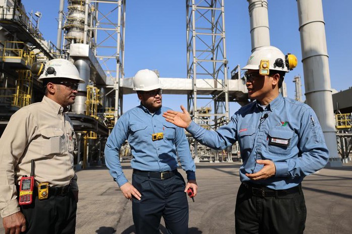 Nỗ lực giảm phụ thuộc eo biển Hormuz - Ảnh 1