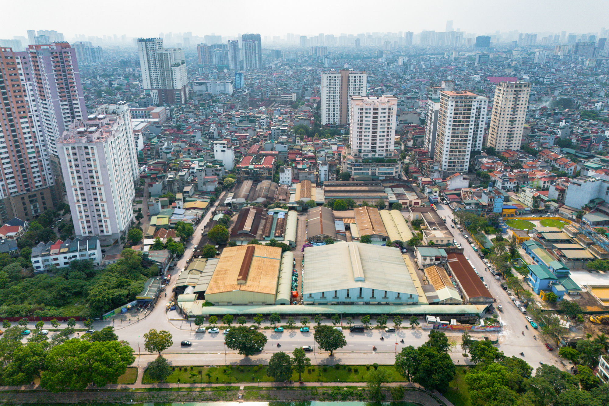 Toàn cảnh khu đất ven hồ Đền Lừ sắp chuyển đổi từ nhà máy sang chung cư tại Hà Nội - Ảnh 1