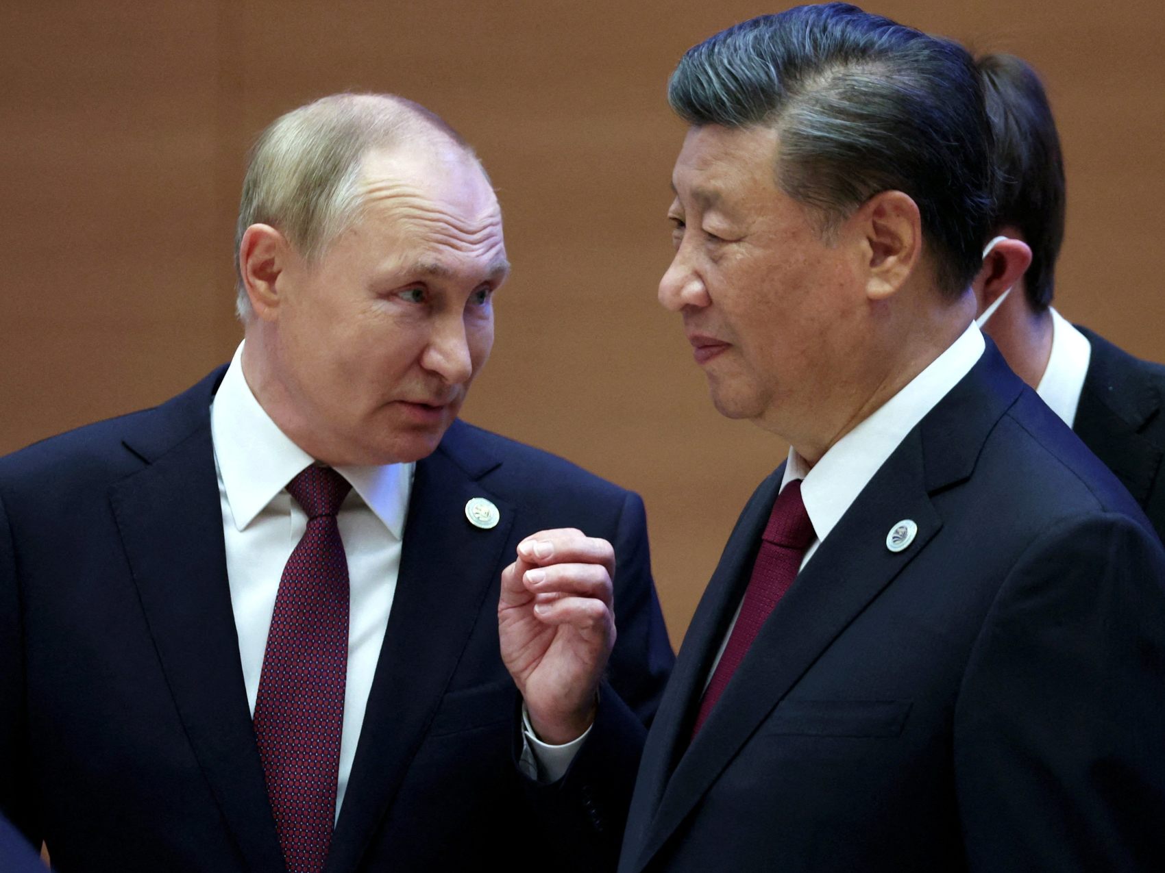 TST: Trung Quốc bất ngờ vào cuộc sau cuộc gọi của ông Putin, Kiev nín thở - Đúng 0h, QĐ Nga tại Ukraine nhận lệnh - Ảnh 2