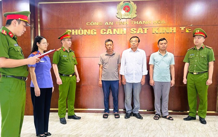 Một nguyên chủ tịch xã và 2 giám đốc doanh nghiệp bị bắt - Ảnh 1