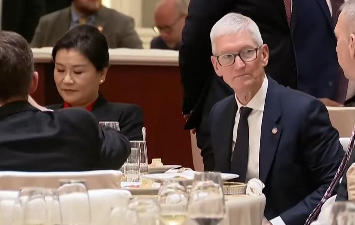 Nữ doanh nhân ngồi giữa Tim Cook và Elon Musk tại quốc yến: Từ nữ công nhân đến "bà trùm" nắm giữ yết hầu chuỗi cung ứng Apple, Tesla; sở hữu 1 nhà máy quan trọng tại Việt Nam - Ảnh 1