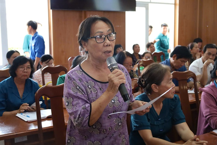 Cử tri Cần Giờ "nóng" chuyện nước sạch, đất đai - Ảnh 2