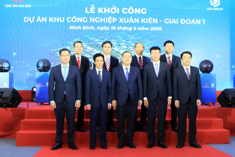 Phó Thủ tướng Thường trực Phạm Gia Túc dự khởi công khu công nghiệp Xuân Kiên (Ninh Bình) - Ảnh 3