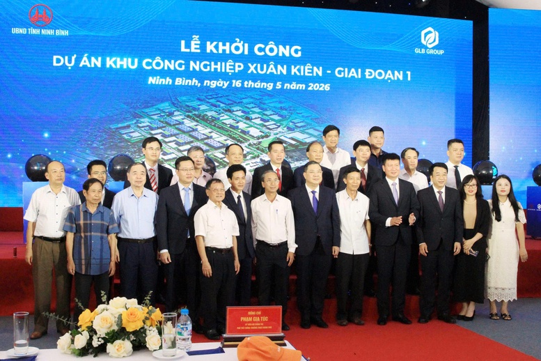 Phó Thủ tướng Thường trực Phạm Gia Túc dự khởi công khu công nghiệp Xuân Kiên (Ninh Bình) - Ảnh 4
