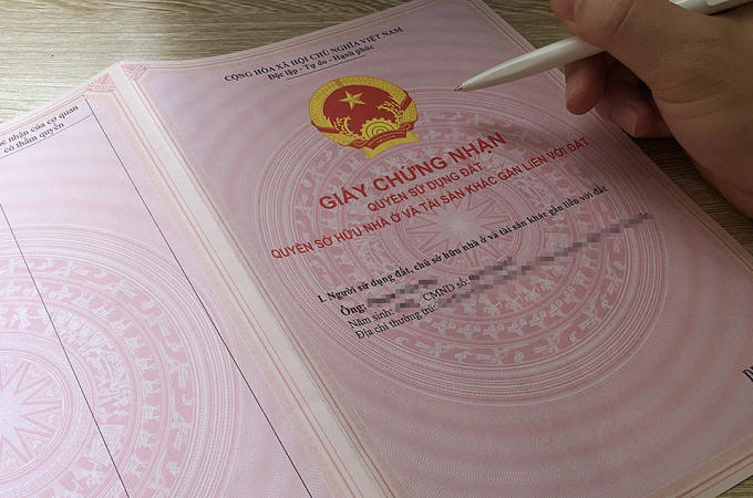 Đề xuất cấp sổ hồng cho người mua đất bằng giấy viết tay, cần lưu ý gì? - Ảnh 1