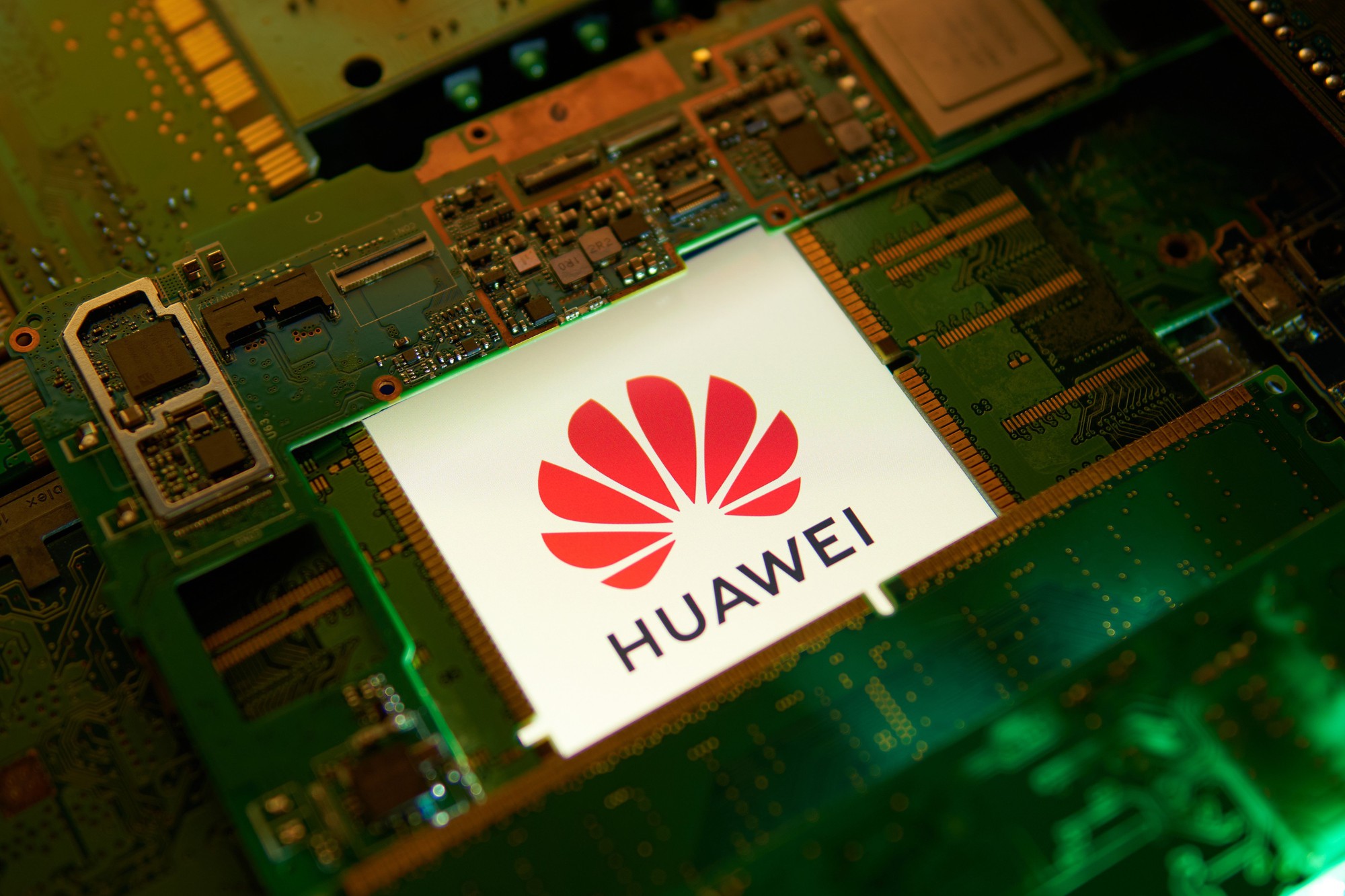 6 năm "nằm gai nếm mật" và tham vọng lội ngược dòng của Huawei với 381 sản phẩm bán dẫn mới - Ảnh 1