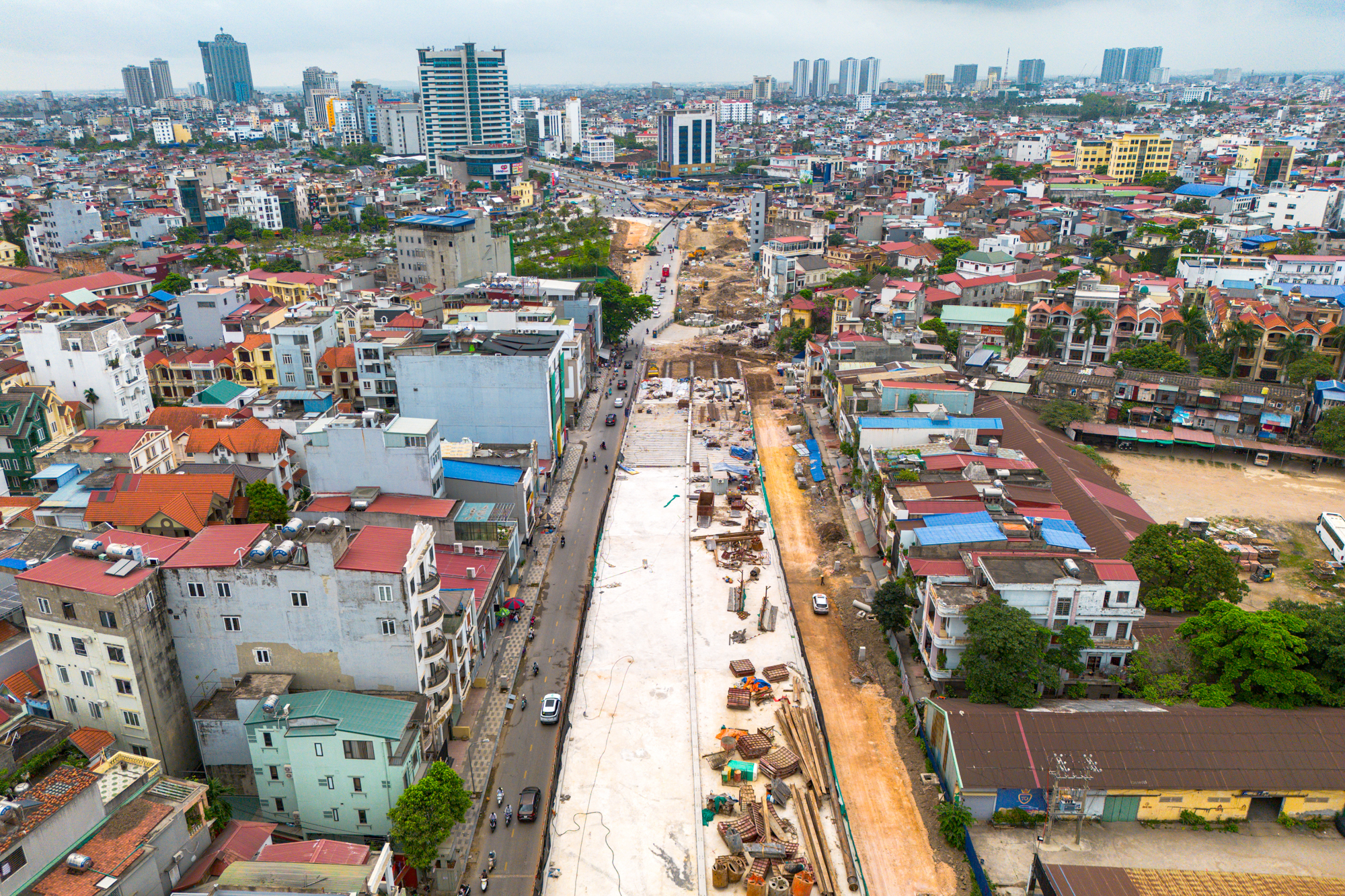 Toàn cảnh công trường cầu dây văng rộng nhất Hải Phòng: Tháp cao bằng tòa nhà 40 tầng, nằm sát vách dự án hơn 2 tỷ USD của Vingroup - Ảnh 6
