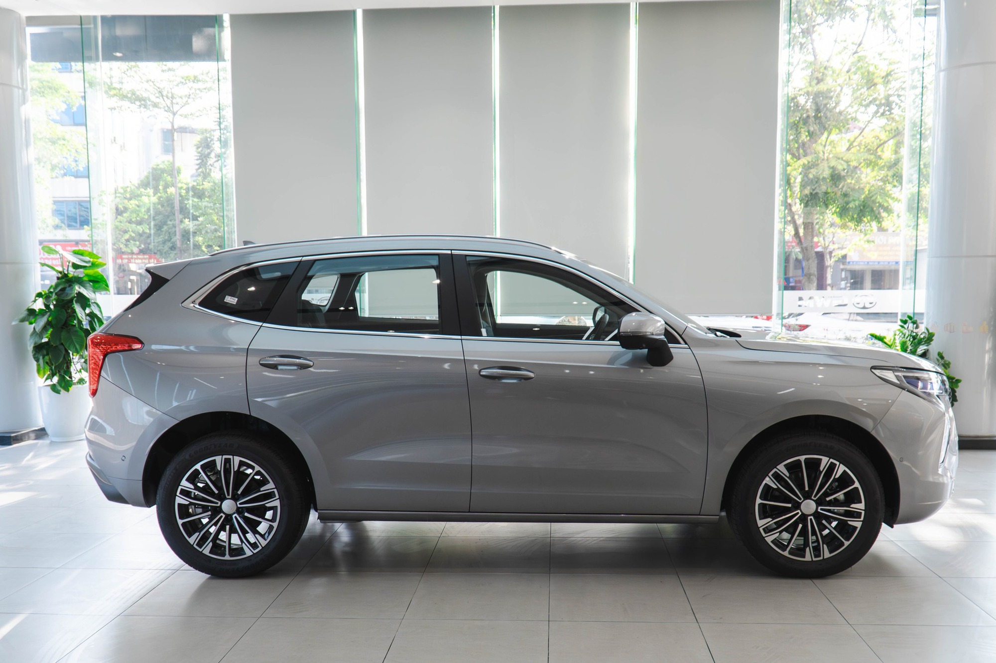 Haval Jolion giảm giá tới 80 triệu đồng tại đại lý: Bản 'base' xuống dưới 600 triệu đồng, cạnh tranh Xforce và Creta - Ảnh 4