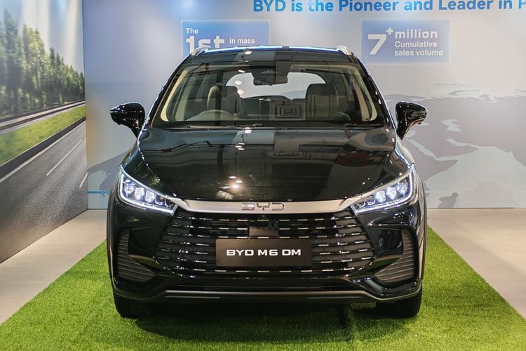 BYD M6 có bản PHEV ở gần Việt Nam: Tiết kiệm xăng hơn Wave, đầy bình đủ chạy Hà Nội - TP.HCM - Ảnh 5