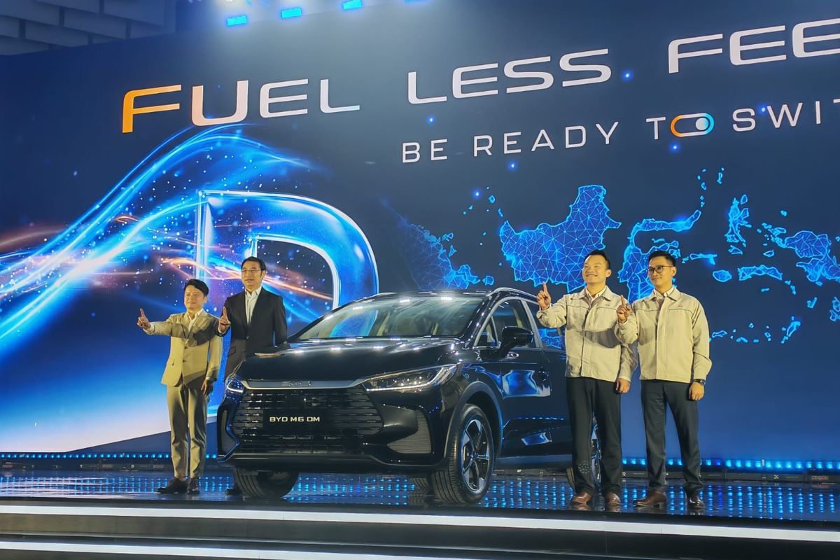 BYD M6 có bản PHEV ở gần Việt Nam: Tiết kiệm xăng hơn Wave, đầy bình đủ chạy Hà Nội - TP.HCM - Ảnh 1
