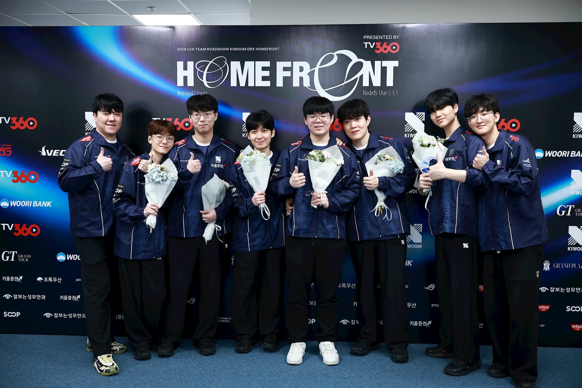 Hàng loạt ông lớn Esports Hàn Quốc đổ bộ Hà Nội, làm một việc khiến fan Liên Minh Huyền Thoại 'đứng ngồi không yên' - Ảnh 3