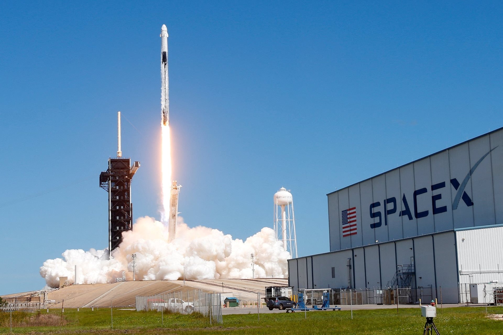 SpaceX sắp “đốt” tới 119 tỷ USD trước IPO: Elon Musk đang chuẩn bị canh bạc lớn nhất lịch sử AI và vũ trụ? - Ảnh 2