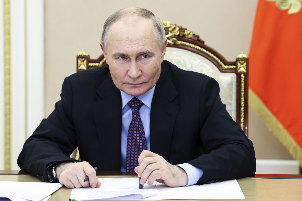 Ông Putin ký sắc lệnh về Transnistria, châu Âu lo ngại: Kiev tức tốc tìm cứu binh, dốc toàn lực tình báo vào cuộc - Ảnh 1