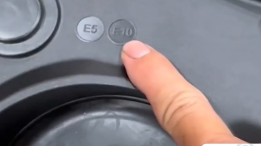 Những loại ô tô, xe máy nào sử dụng được xăng E10? - Ảnh 1