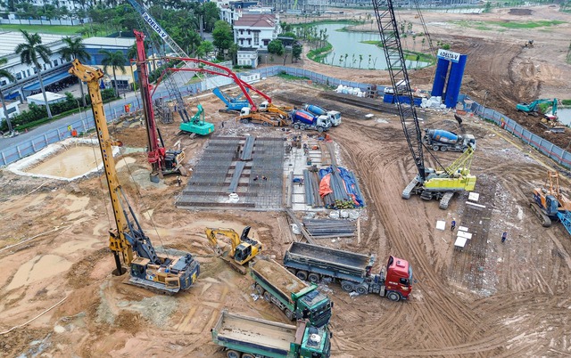 Noble West Lake Ha Noi: 12 tòa tháp 40 tầng thi công xuyên đêm, "đại công trường" lớn bậc nhất Tây Hồ Tây lộ diện - Ảnh 3